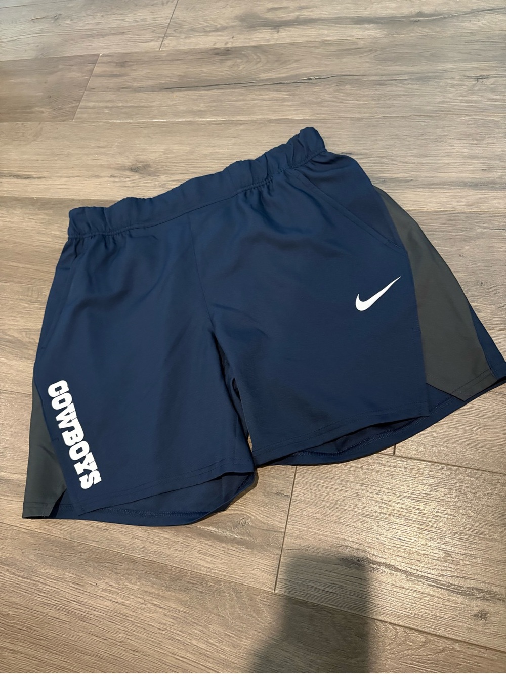 Mens Nike Dallas Cowboys Shorts Size M